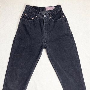 Vintage 901 Levi’s in Black size 24/25